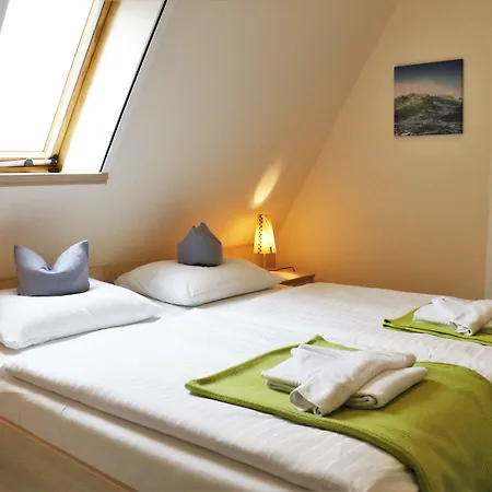 Gruenblau Relax Pension & Apartments-3
